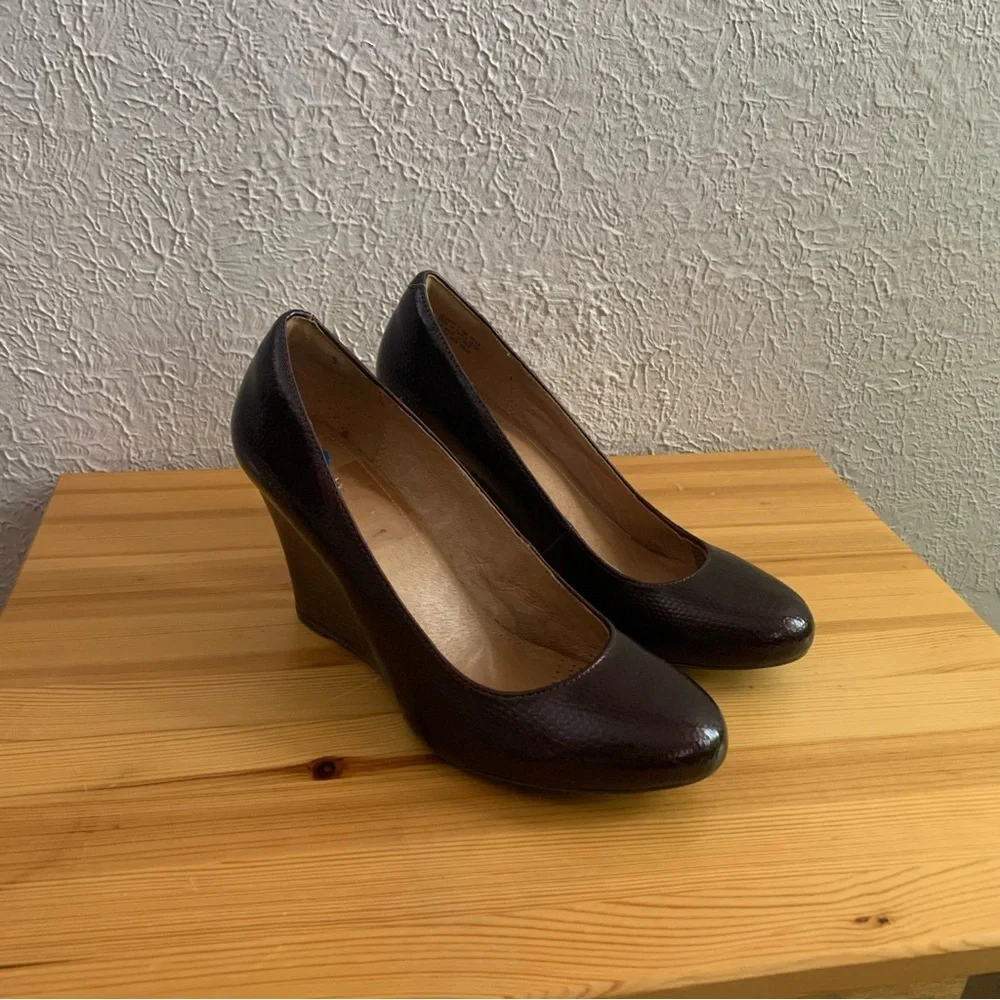 Clarks Elsa Purity Glossy Wedge Shoes - Burgundy